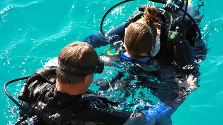 Woman learning scuba