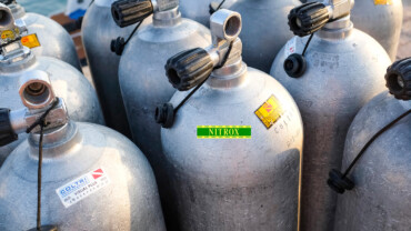 Scuba tank with Nitrox label
