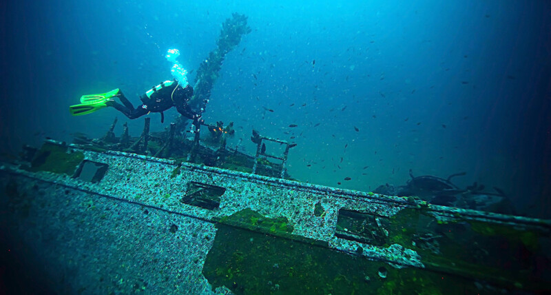 Wreck diving