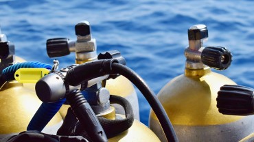 Scuba tanks
