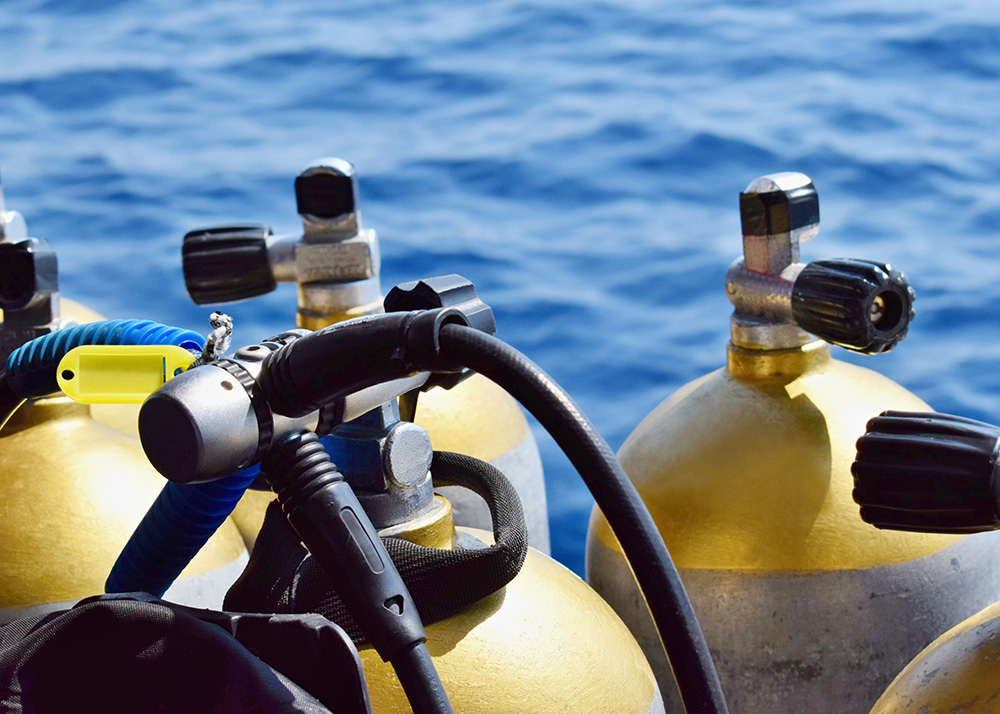 Scuba tanks